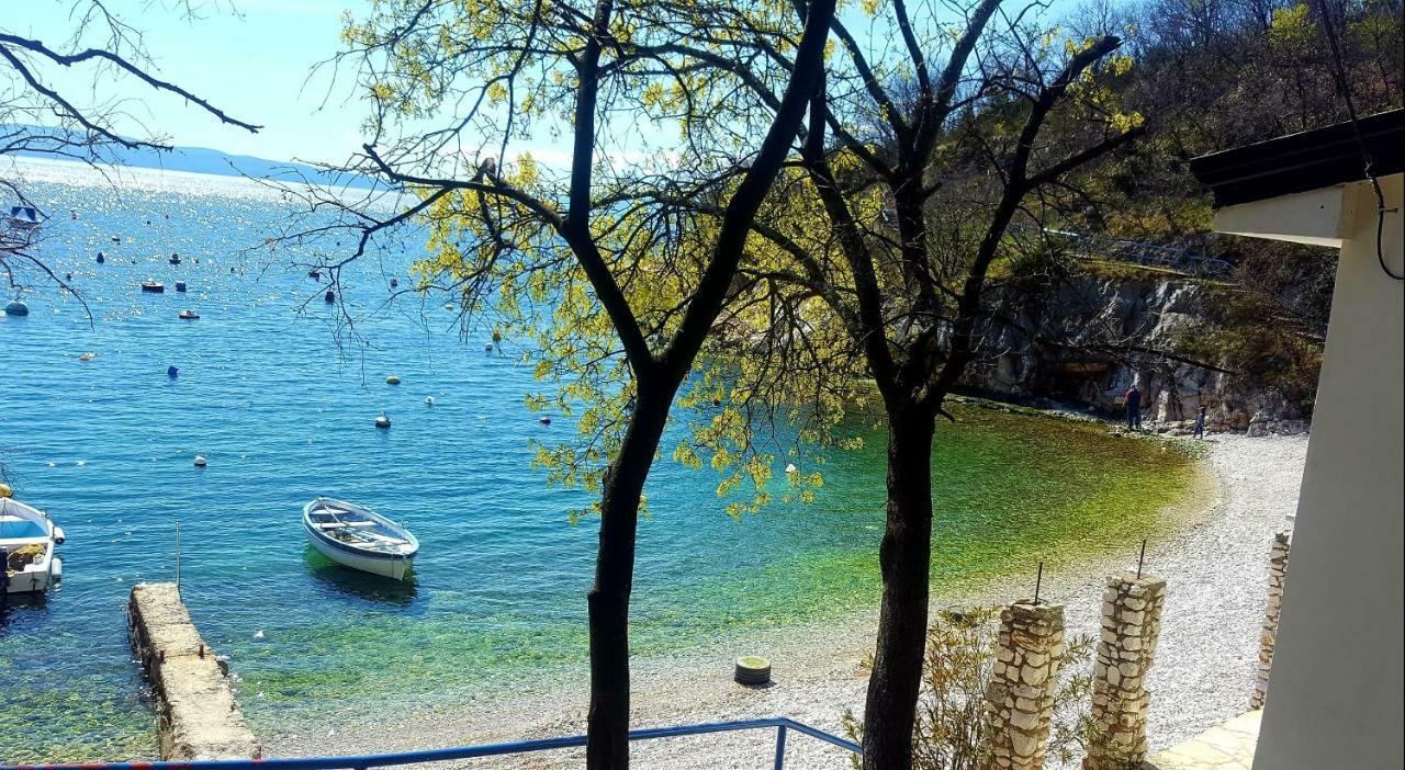 Beach House Bassi Rijeka Ngoại thất bức ảnh